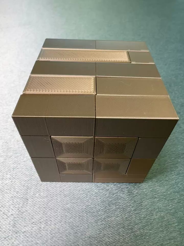 Cube 1 Gold
